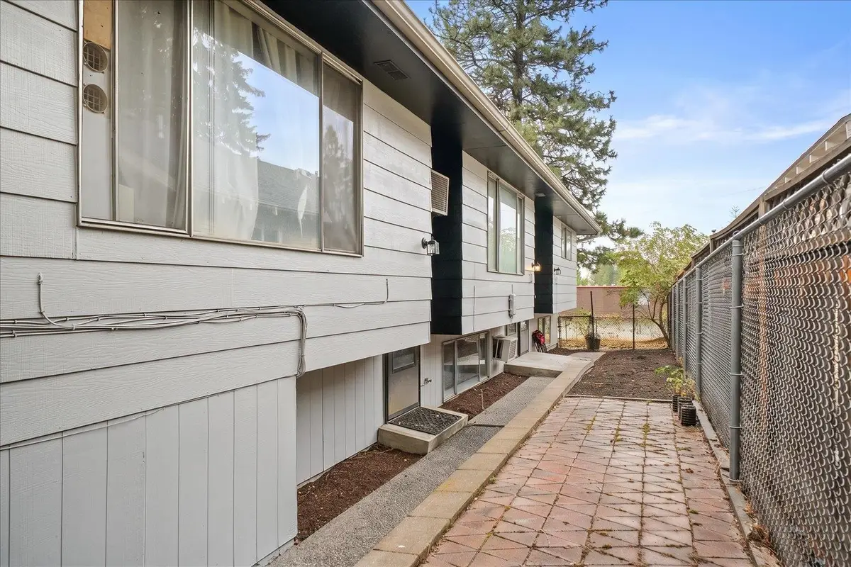 3112 E 29th Ave, Spokane, WA 99223 - #1