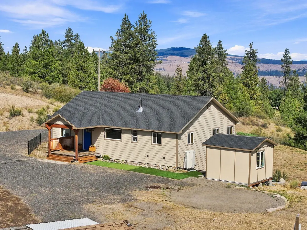 36701 Hart Rd N, Davenport, WA 99122 - #1
