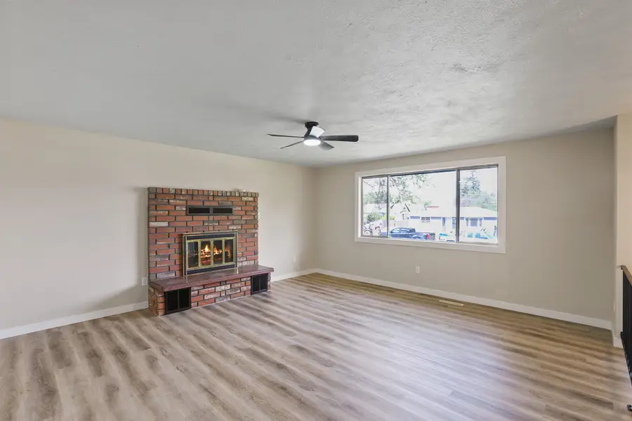 2908 E Cleveland Ave, Spokane, WA 99207 - #2