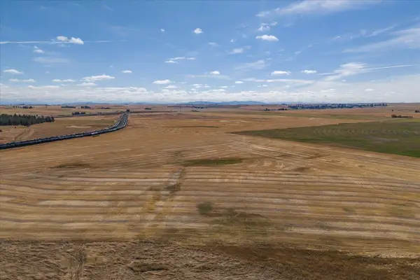 102C E Cameron Rd, Spangle, WA 99031