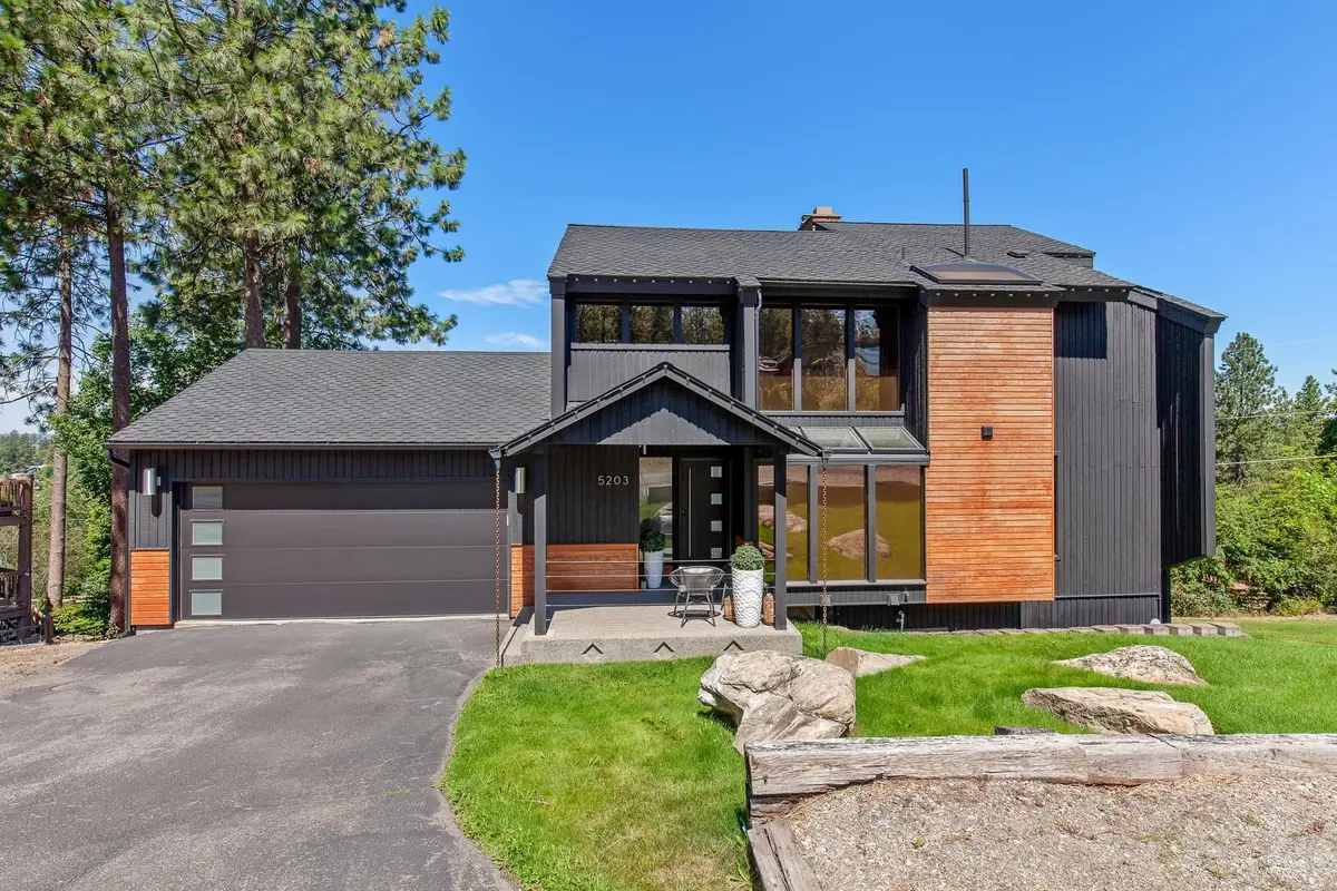 5203 E 16th Ave, Spokane Valley, WA 99212-3248 - #1