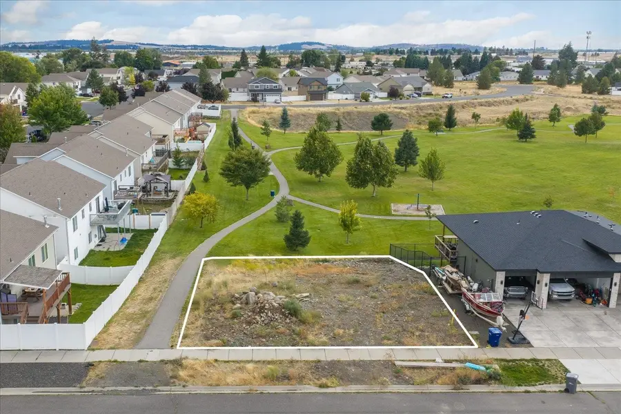 13511 W 8th Ct, Airway Heights, WA 99001 - #3