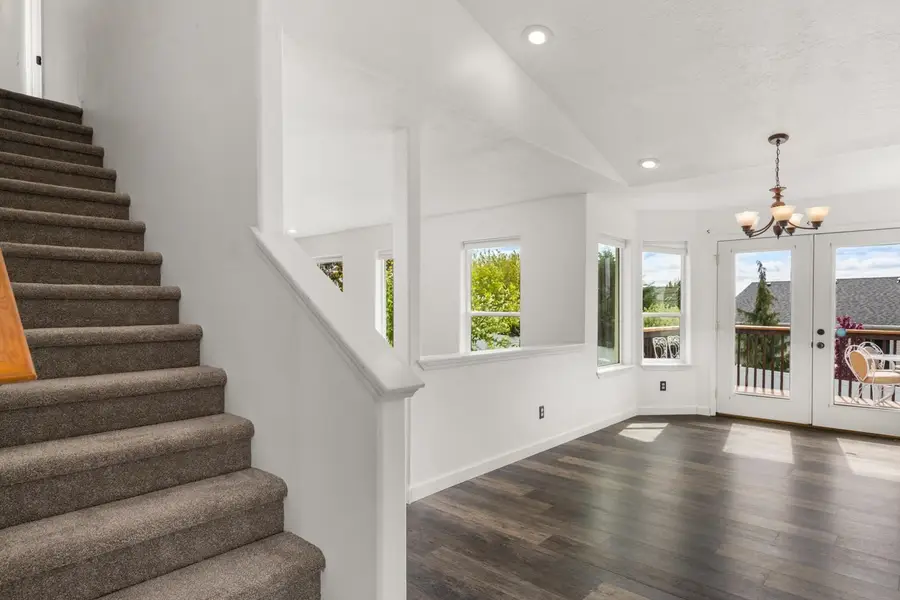 814 E Justin Ave, Medical Lake, WA 99022 - #3