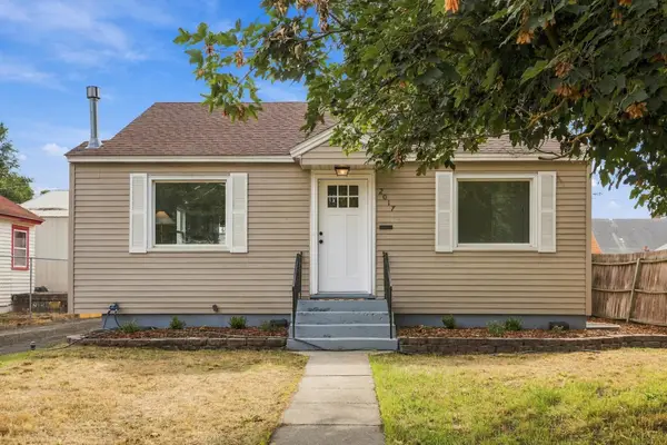 2017 W Cleveland Ave, Spokane, WA 99205