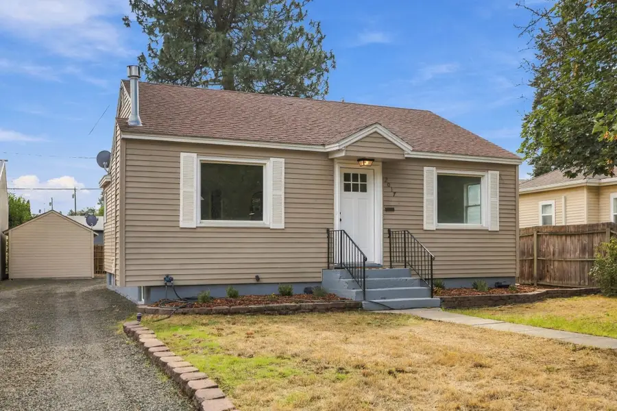 2017 W Cleveland Ave, Spokane, WA 99205 - #2