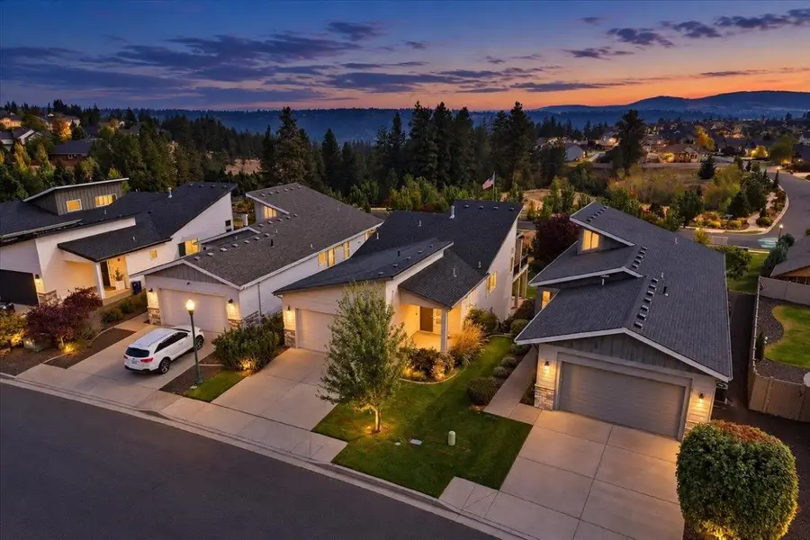 6815 S Blackwing Ct, Spokane, WA 99224 - #2