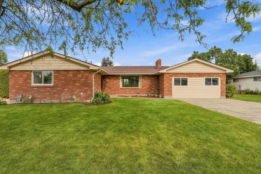 11403 E 11th Ave, Spokane Valley, WA 99206 - #3