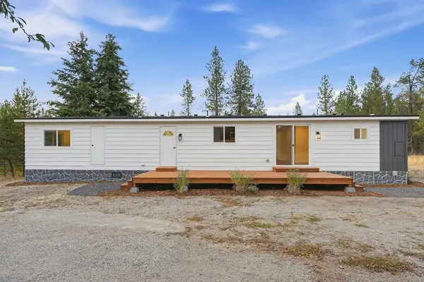 4303 E Oregon Rd, Elk, WA 99009