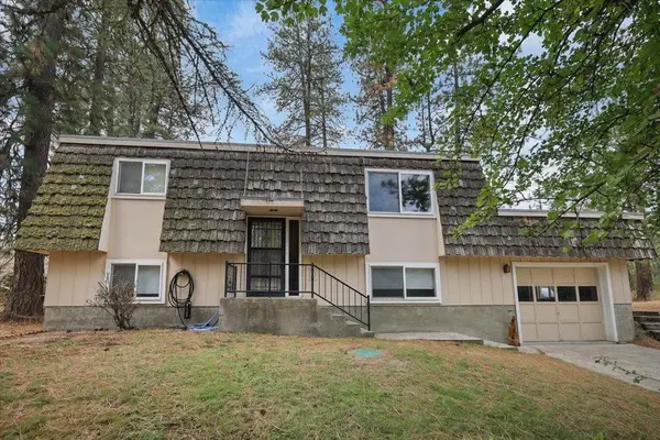 2211 W Hazard Rd, Spokane, WA 99208