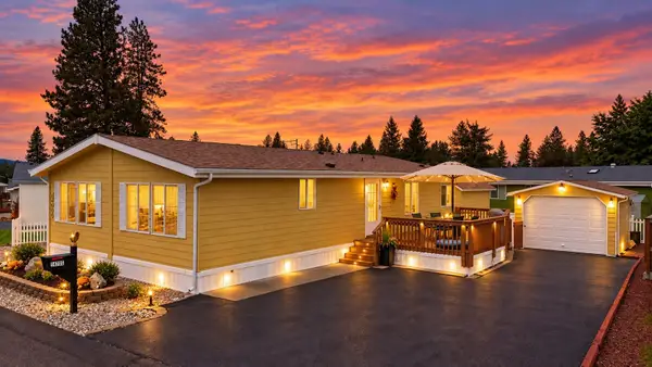 14705 N Chesapeake Ln, Mead, WA 99021