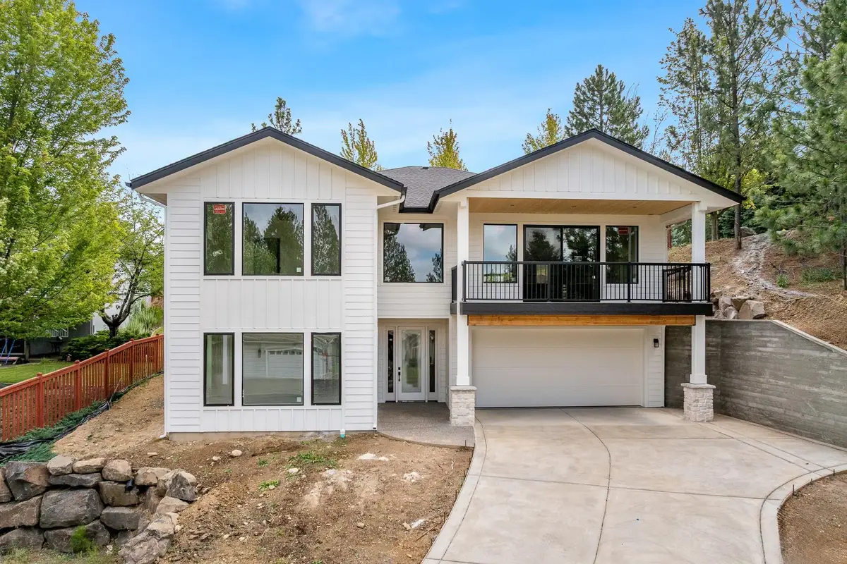 5211 S Fairfax Ln, Spokane Valley, WA 99037 - #1