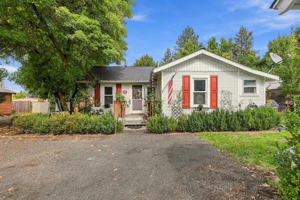 3717 E 19th Ave, Spokane, WA 99223 - #1
