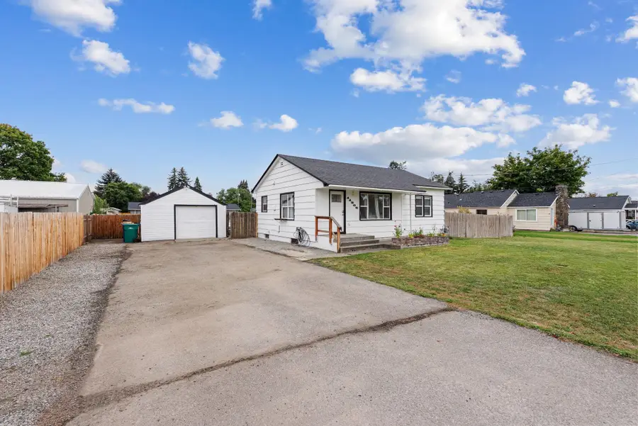 11202 E Broadway Ave, Spokane Valley, WA 99206 - #2