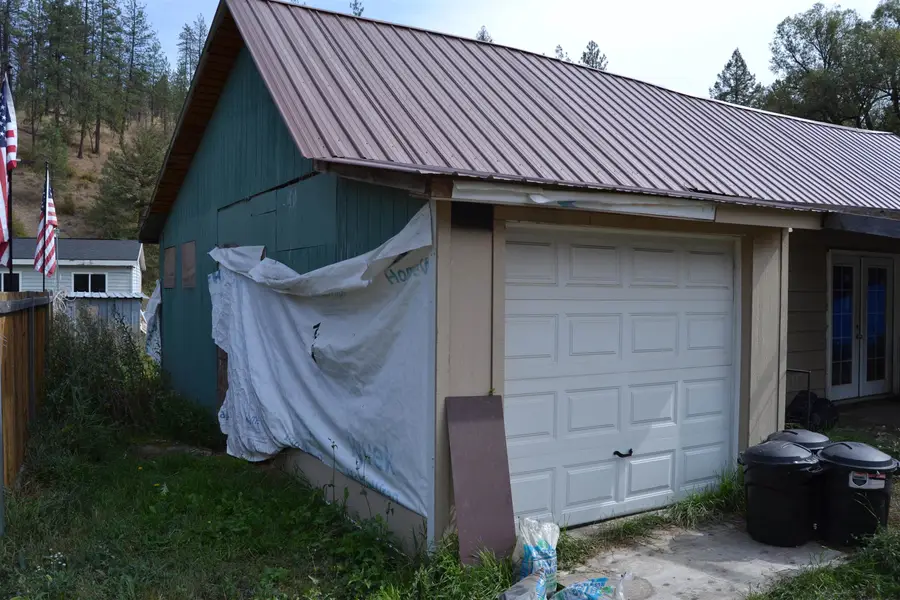 34328 N Milan Rd, Chattaroy, WA 99003 - #2