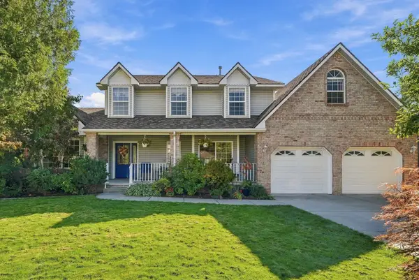 8704 N Kensington Dr, Spokane, WA 99208