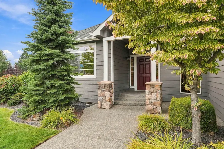 2518 S Viewmont Dr, Greenacres, WA 99016 - #3