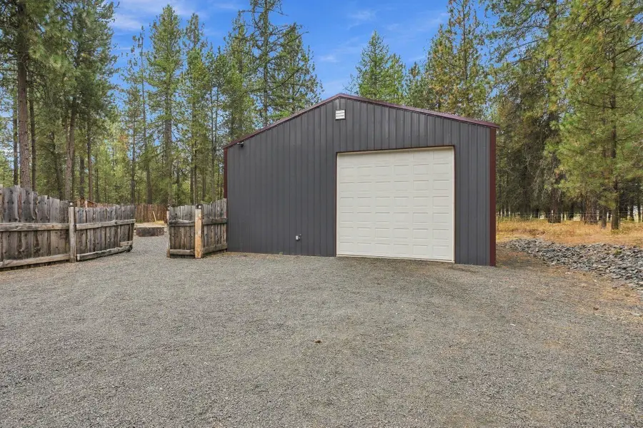 32609 N Perry Rd, Deer Park, WA 99006-9176 - #3