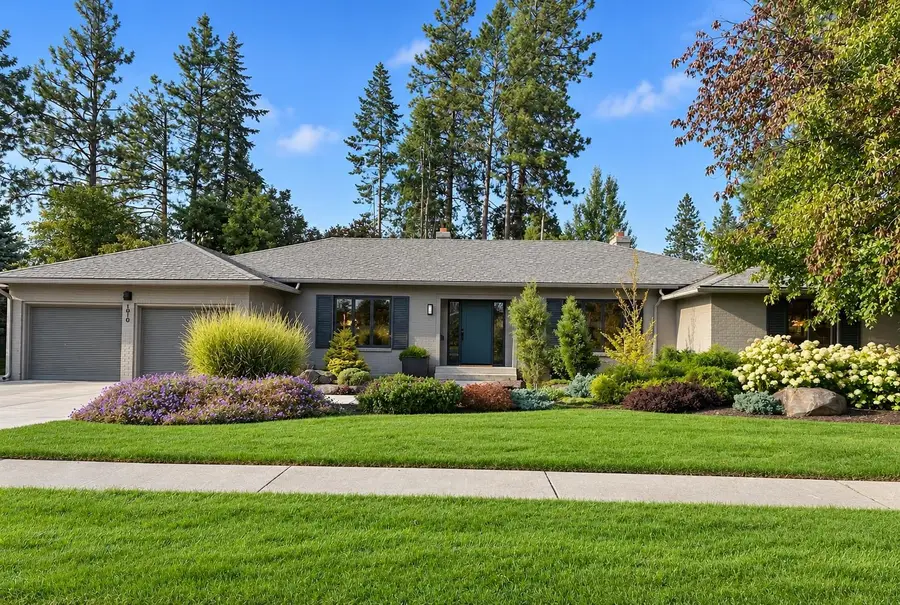 1010 W Comstock Ct, Spokane, WA 99203 - #2