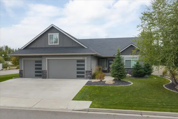 905 W Basalt Ridge Dr, Spokane, WA 99224