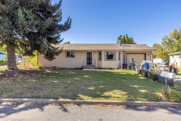 105 N Holiday Rd, Spokane Valley, WA 99016