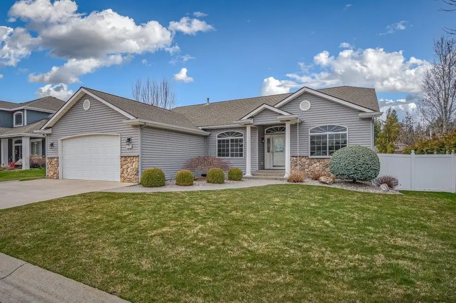 16513 E 9th Ln, Veradale, WA 90037 - #3