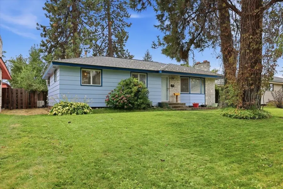 1221 W Columbia Ave, Spokane, WA 99205 - #2