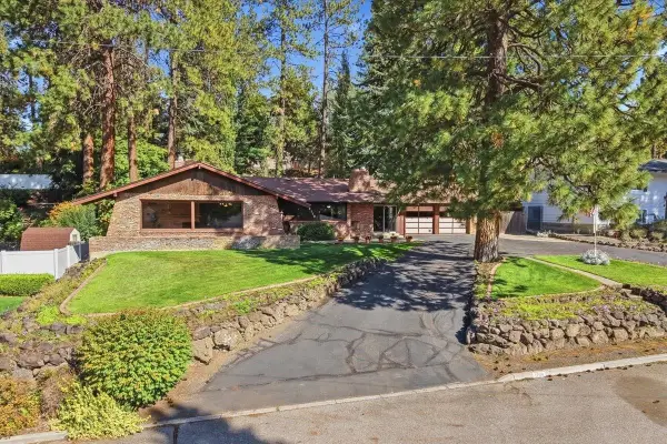 12119 E 22nd Ave, Spokane Valley, WA 99206