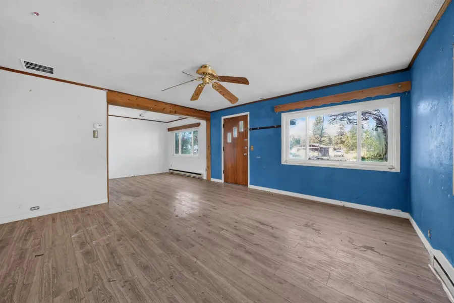 205 W Crawford St, Deer Park, WA 99006 - #3