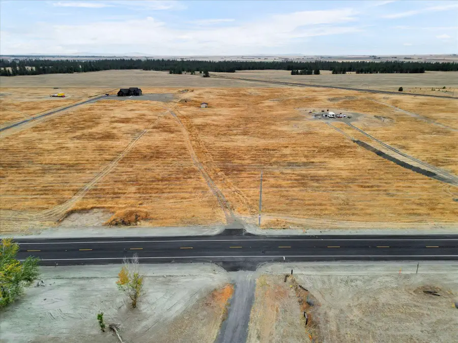 3612 S Brooks Rd, Medical Lake, WA 99022 - #3