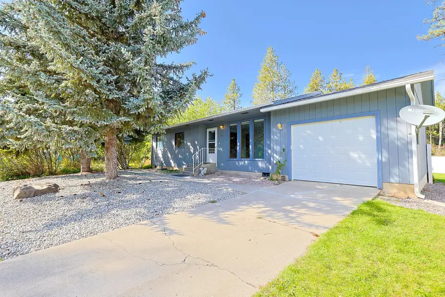 1125 E Evergreen Dr, Medical Lake, WA 99022 - #2