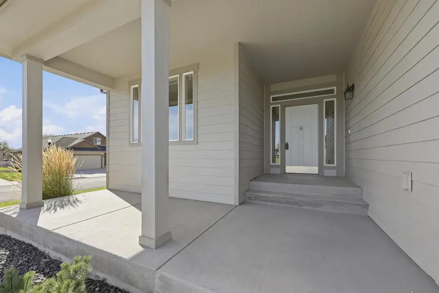 1603 W Lavender Ct, Spokane, WA 99208 - #2