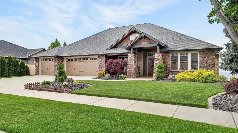 9203 N Scarlet Sky Dr, Spokane, WA 99208 - #2