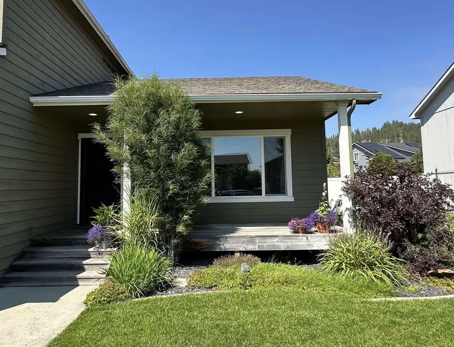 9211 E Fraser Ct, Spokane, WA 99206 - #2