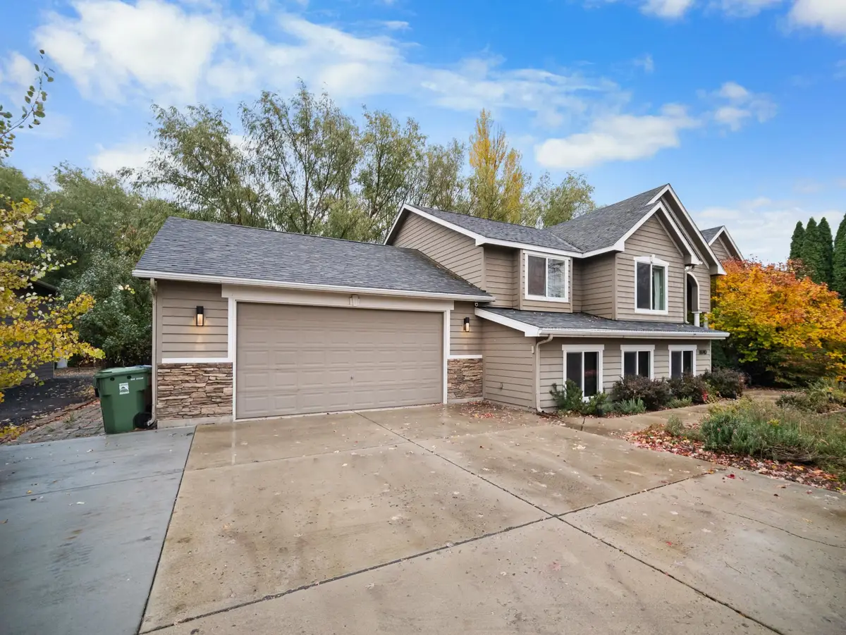 8040 N Five Mile Rd, Spokane, WA 99208 - #1