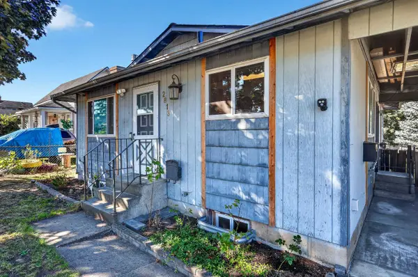 2813 N Altamont St, Spokane, WA 99207