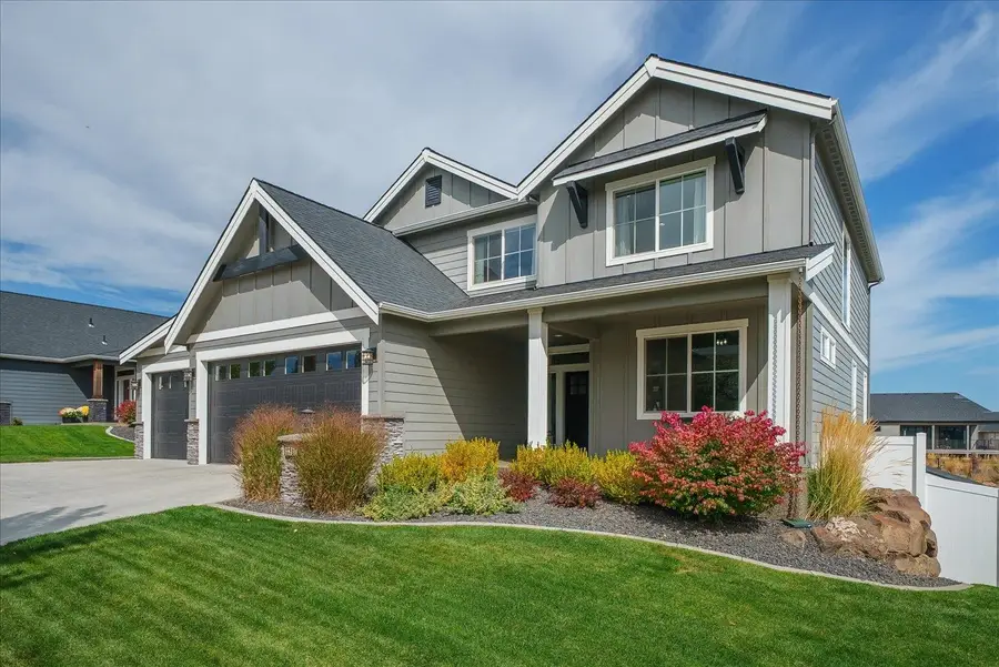 2327 S Fairmont Estates Dr, Greenacres, WA 99016 - #2