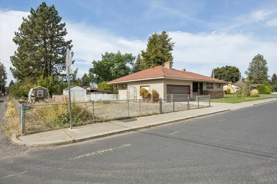 5721 N Whitehouse St, Spokane, WA 99205 - #3