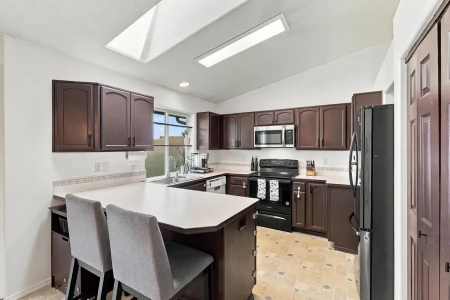1413 E Clover St, Spokane, WA 99217 - #3