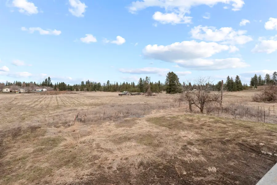 5704 W Garden Springs Rd, Spokane, WA 99224 - #3