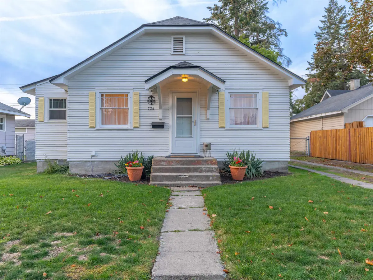 724 E Broad Ave, Spokane, WA 99207 - #1