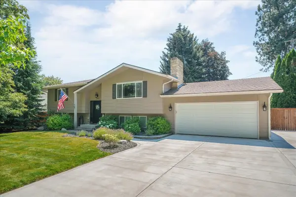 2004 E 55th Ave, Spokane, WA 99223