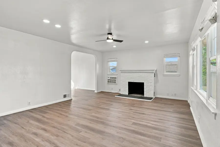 504 E Providence Ave, Spokane, WA 99207 - #2