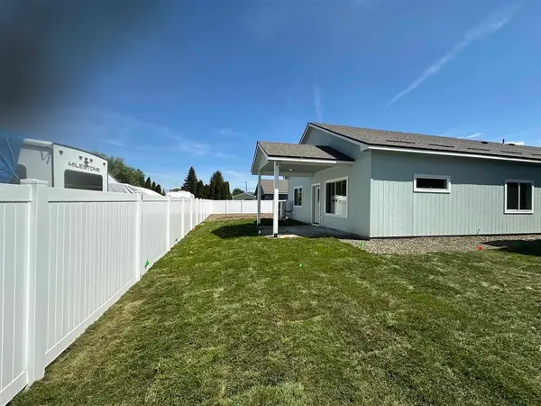 215 N Vercler Ln, Spokane Valley, WA 99216