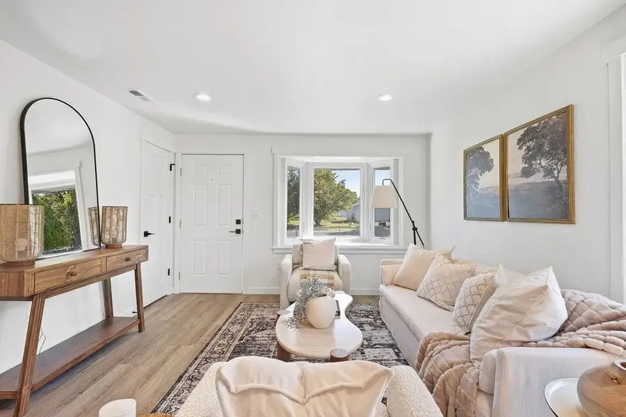 2011 N Ella Rd, Spokane Valley, WA 99212 - #2