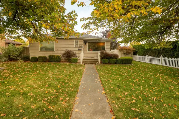 5104 N Howard St, Spokane, WA 99205