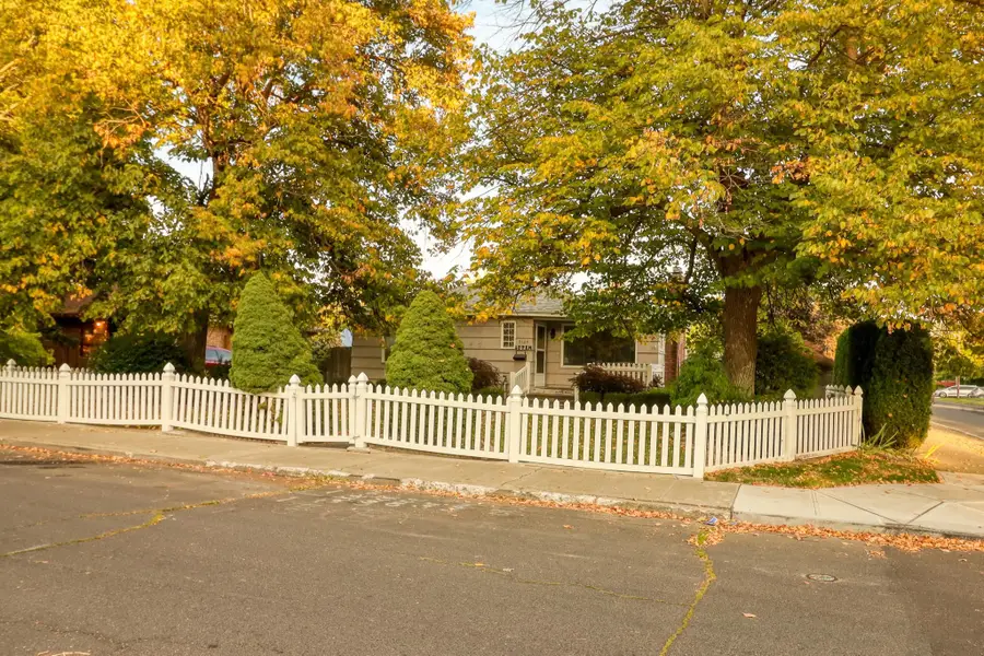 5104 N Howard St, Spokane, WA 99205 - #3