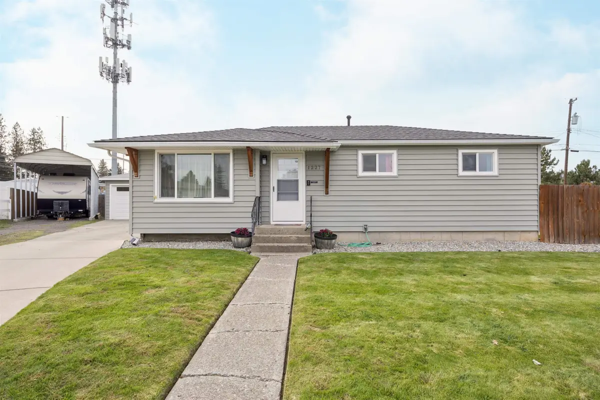 1227 W Rosewood Ct, Spokane, WA 99208 - #1