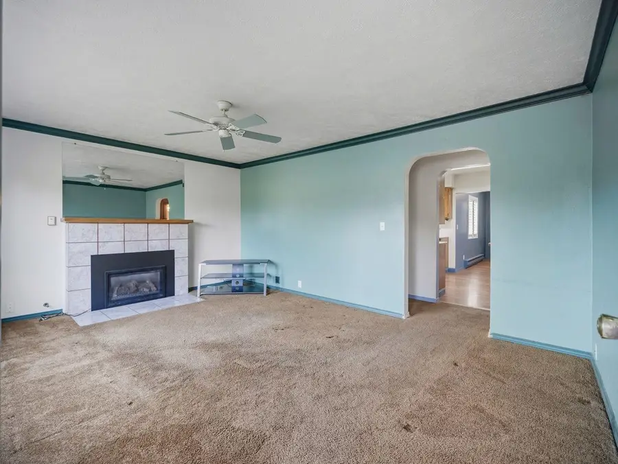 307 W 15th St, Spokane, WA 99203 - #3