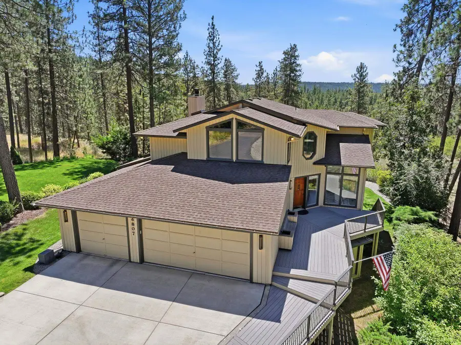 6807 S Tomaker Ln, Spokane, WA 99223 - #3
