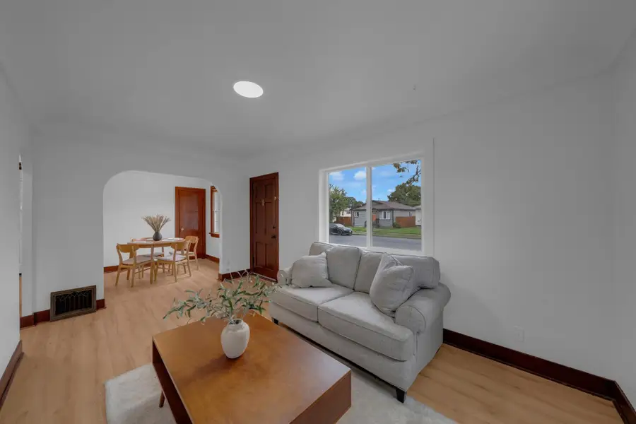 417 E Princeton Ave, Spokane, WA 99207 - #3